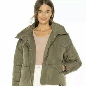 NWT Free People Weekender Puffer Coat in Olive- M